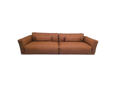 SOFA ESTACIONARIO DE TRES ASIENTOS CON FRENTE DE PIEL MARRON Online